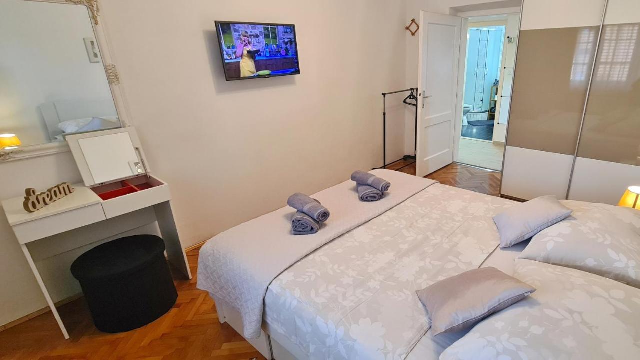 Apartment Sara Poljud Сплит Экстерьер фото